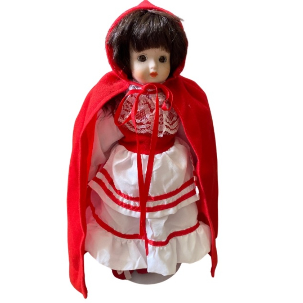 LITTLE RED RIDING HOOD Wind Up Collectible Porcelain  Doll